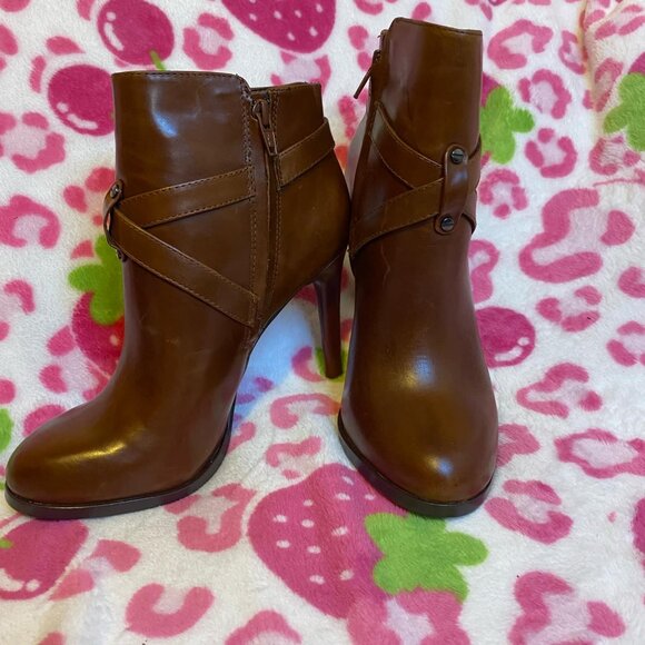 Gianni Bini Brown Boots Size 7 - Picture 1 of 10